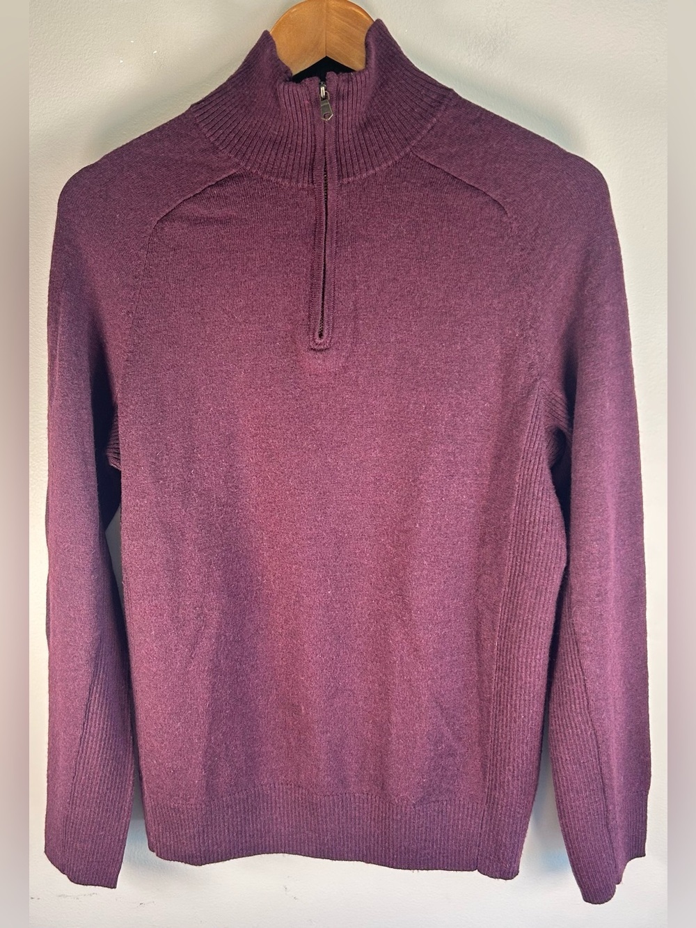 Gap Men’s Sweater Size M Italian Merino Wool 1/4 Zip Pullover Knit Maroon EUC